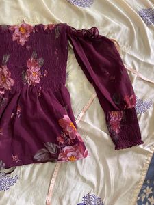 OFF SHOULDER FLORAL TOP