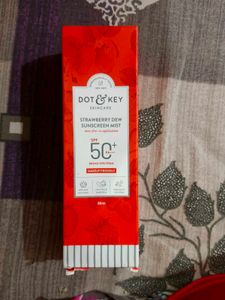 Dot &amp; Key Strawberry Dew Sunscreen Mist