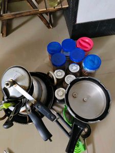 Pressure Cooker and Jars Set