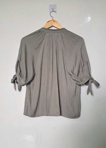 H&amp;M Chic Pleated Sleeve Blouse