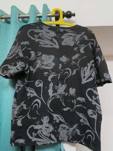 Stylish Floral Print T-Shirt
