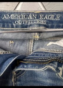 American Eagle Distressed Jeans Size 28
