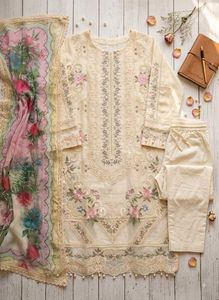 Exquisite Embroidered Kurta
