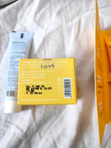 Sunscreen And Moisturizer Combo