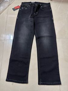 True Religion Men's Black Jeans 32-34 size