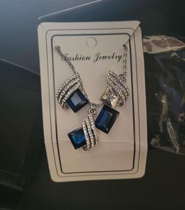 Elegant Blue Stone Jewelry Set💙