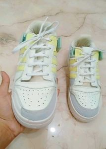 Low Pastel Sneakers