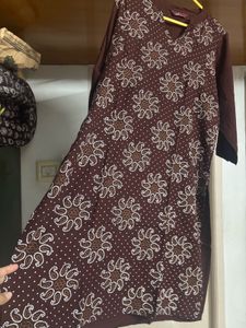 “Is*itva” Stylish Maroon Paisley Print Kurta