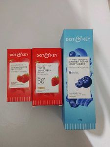 Dot &amp; Key Skincare Set