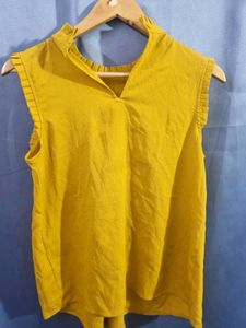 Vero Moda Mustard Sleeveless Pleated Top