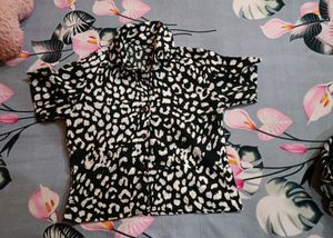 Stylish Leopard Print Button-Up Top