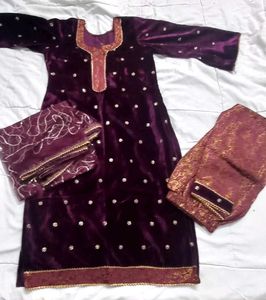 Velvet zari work suit