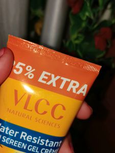 VLCC SPF 60 P+++ Sunscreen