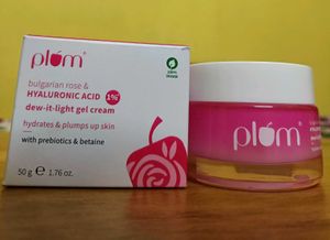 Plum Bulgarian Rose Gel Cream