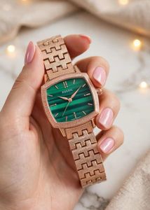 Elegant Fossil Watch - Two-Tone Design