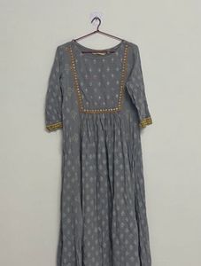 Elegant Grey Floral Print Kurta