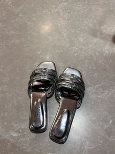 Stylish Silver Metallic Slip-On Flats