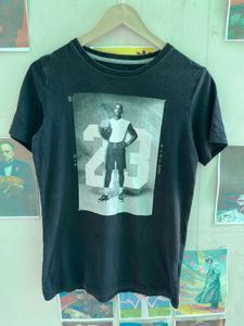 Michael Jordan 23 T-Shirt  (T552)