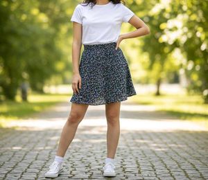 Blue floral print skirt 🌷