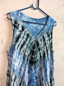 Oversized Tie-Dye Sleeveless Tunic Top