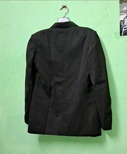 Men's Black Double-Breasted Suit of 2
