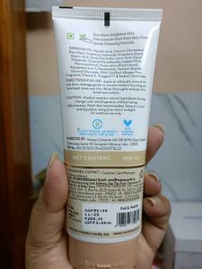 Pond's and mamaearth Facewash