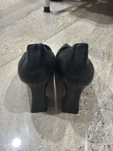 Classic Black Pointed Toe Heels