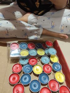 30 Soyawax Vibrant Tealight Candles