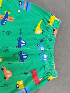 Pack of 2 Shorts Green with vehicle print and Red