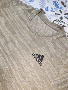 Regular Fit Heathetred Crew Neck Tshirt With Brand