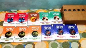 PW AIR PRAYAS JEE Modules 🚀