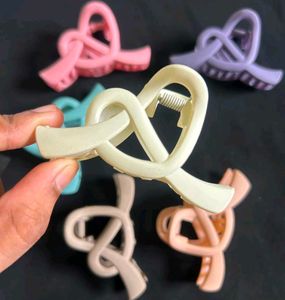Cute Heart Hair Claw Clips (Set of 7)