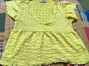 Chic Textured Yellow Peplum Top