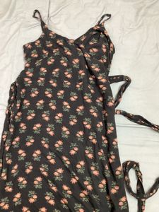 Floral Wrap midi Dress