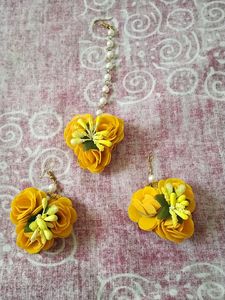 For Haldi Earning Mangtika Set