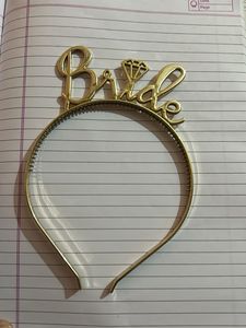 Sparkling Floral bracelet and bride to be hairband