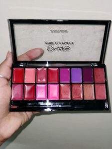 Mars Infinity Lip Pallete
