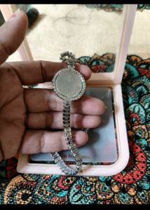 Elegant Crystal Bezel Watch