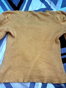 Yellow Puff Sleeve Knit Top