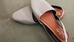 Minimalist Gray Pointed Toe Flats