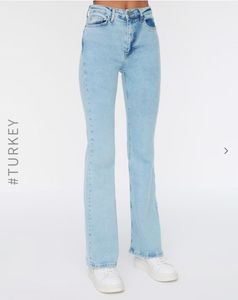 INTERNATIONAL BRAND NEW WITH TAG High Waist Jeans