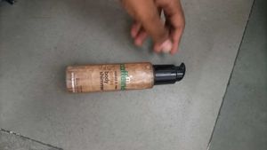 Body Shimmer Mist With Hyaluronic Acid