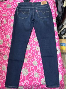 Levi's Jeans - Classic Style