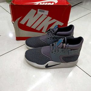 Nike INCURSION SHOES Fixed Price