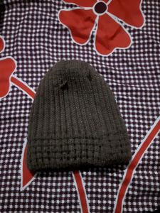 3 Caps