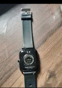 Sleek Black Smartwatch