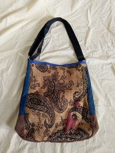 Unique Paisley Print Shoulder Bag
