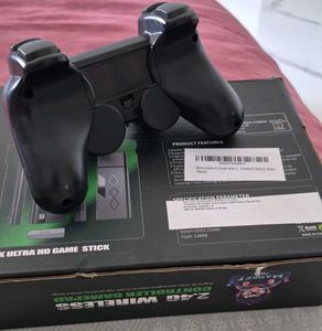 Retro Wireless Game with Controllers