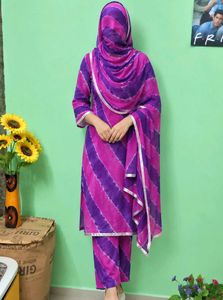 Vibrant Pink & Purple Striped Dupatta of 1