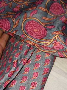 Grey &amp; Pink Floral Print Kurta